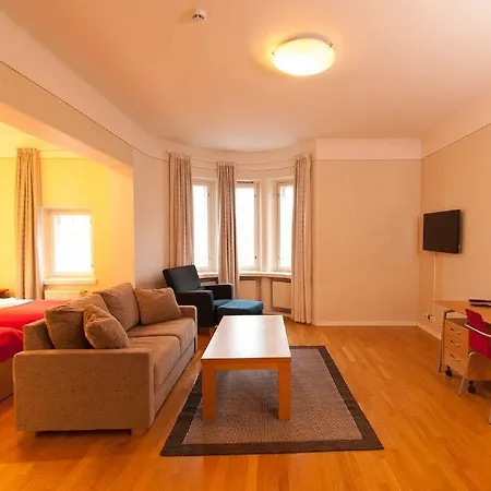 Hellsten Parliament 3*