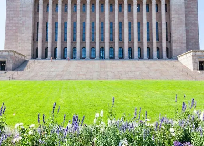 Hellsten Parliament 3* هلسنكي