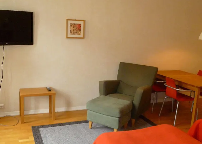 Hellsten Parliament 3*