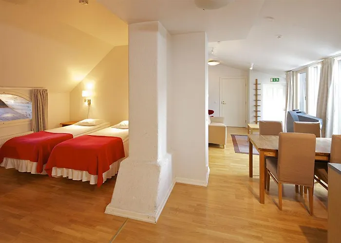 Hellsten Parliament 3* هلسنكي