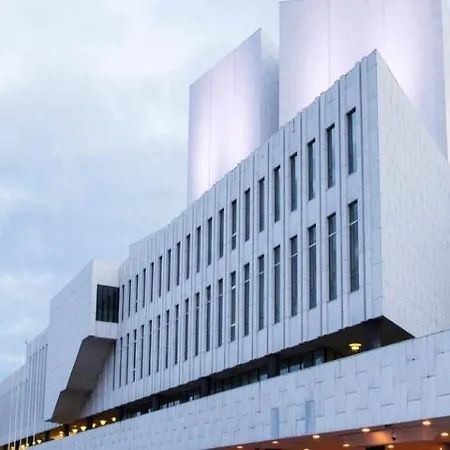 Hellsten Parliament 3*