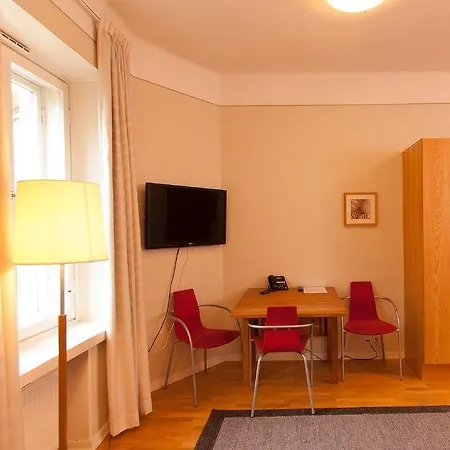 Hellsten Parliament Lägenhetshotell 3*