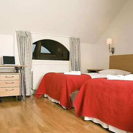 Апарт-отель Hellsten Parliament 3*