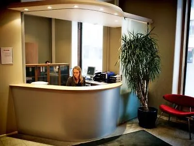 Hellsten Parliament Aparthotel 3*